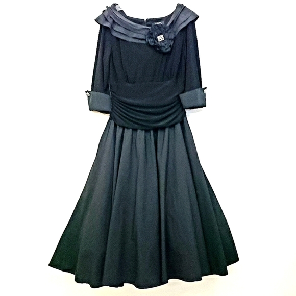 La Nouvelle Renaissance 1950's Black Retro Inspired Swing Dress - Picture 7 of 17